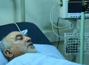 Б. Саакян позвонил Айрикяну