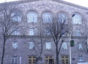 «Строгое замечание» - ректору