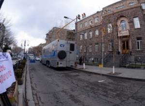 Траурный венок - причина инцидента