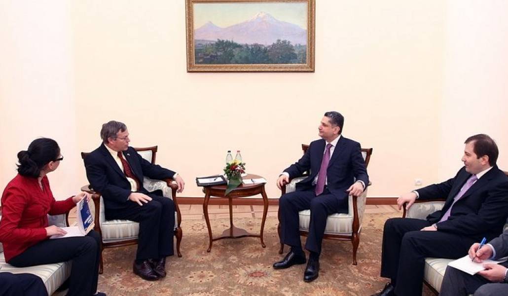 87baf1cbf185e6aecff0f3a24d3a7165