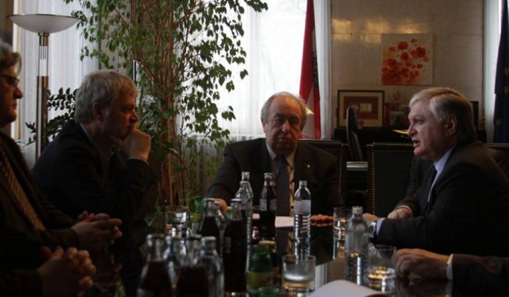 804f6aa67e5e1b19f840156d4742afc6