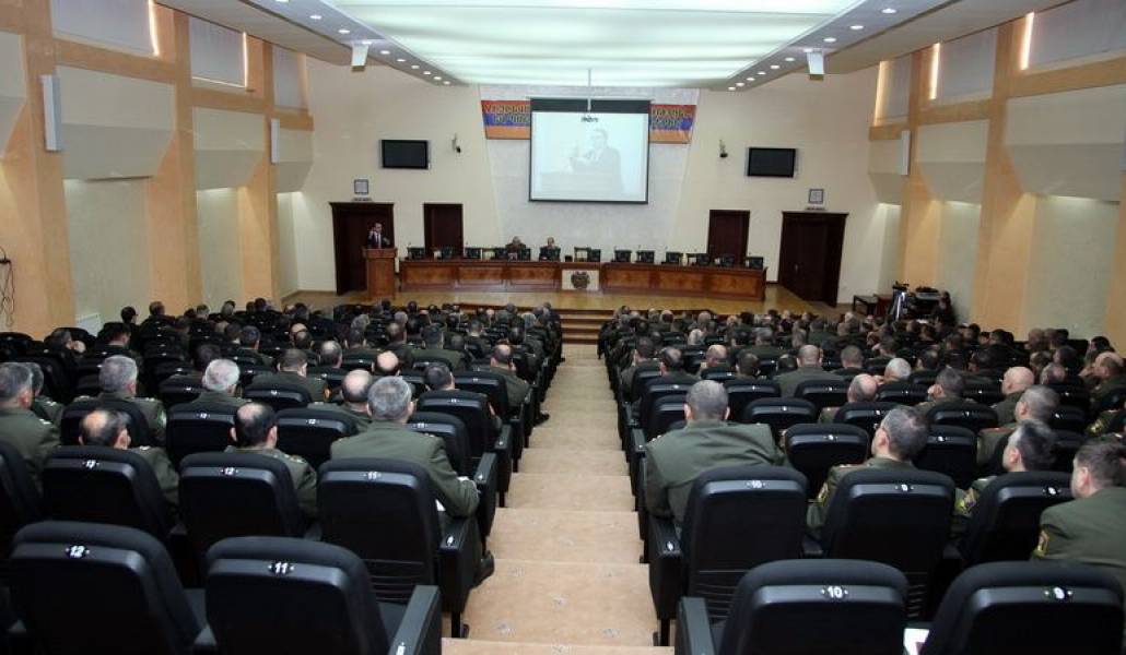 8e7b1f09be3c4dc4a7fc6147d91e98bb