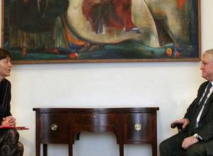 Налбандян провел встречу с генеральным секретарем