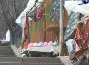 Хранят товар в туалете