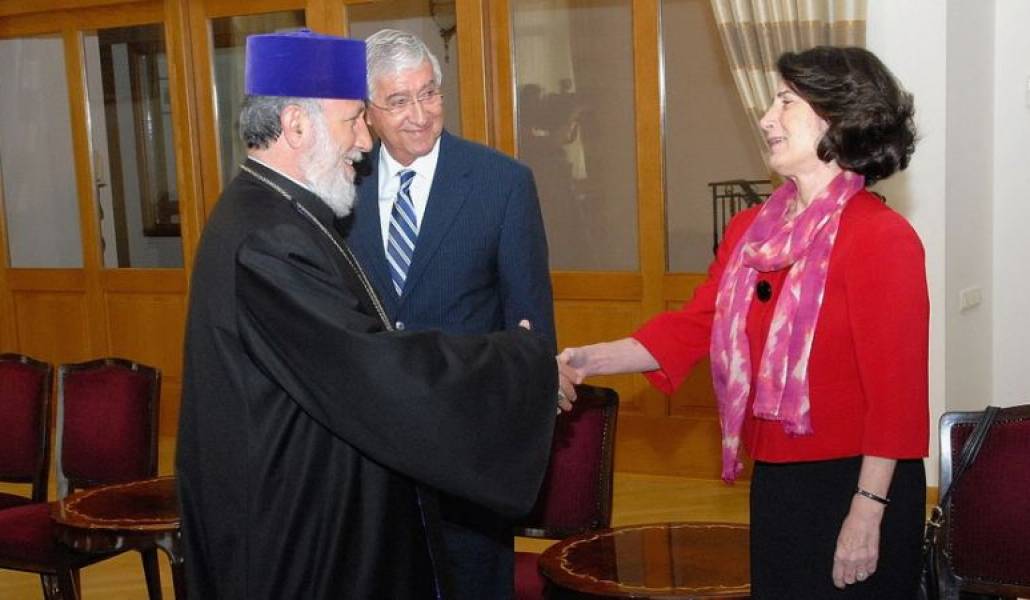 fc4b4b972922f08ea393da9574a7ae99