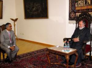 Католикос принял Суреша Бабу