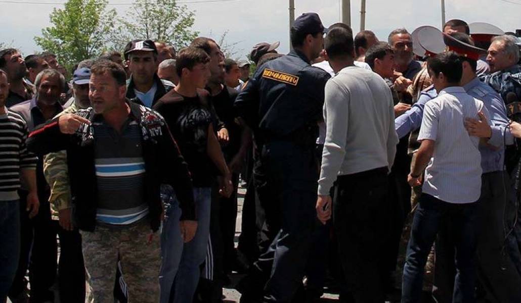 27e7003617aef56ea7bc67c3869a0ab4