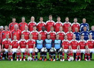 Мортен Ольсен опубликовал состав команды