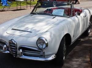 «Парад ретро-автомобилей»