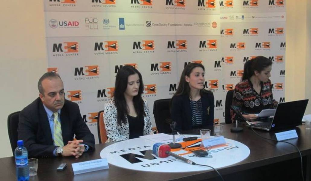 e99d8e9881300e6ee81d3dbdf243b5f7