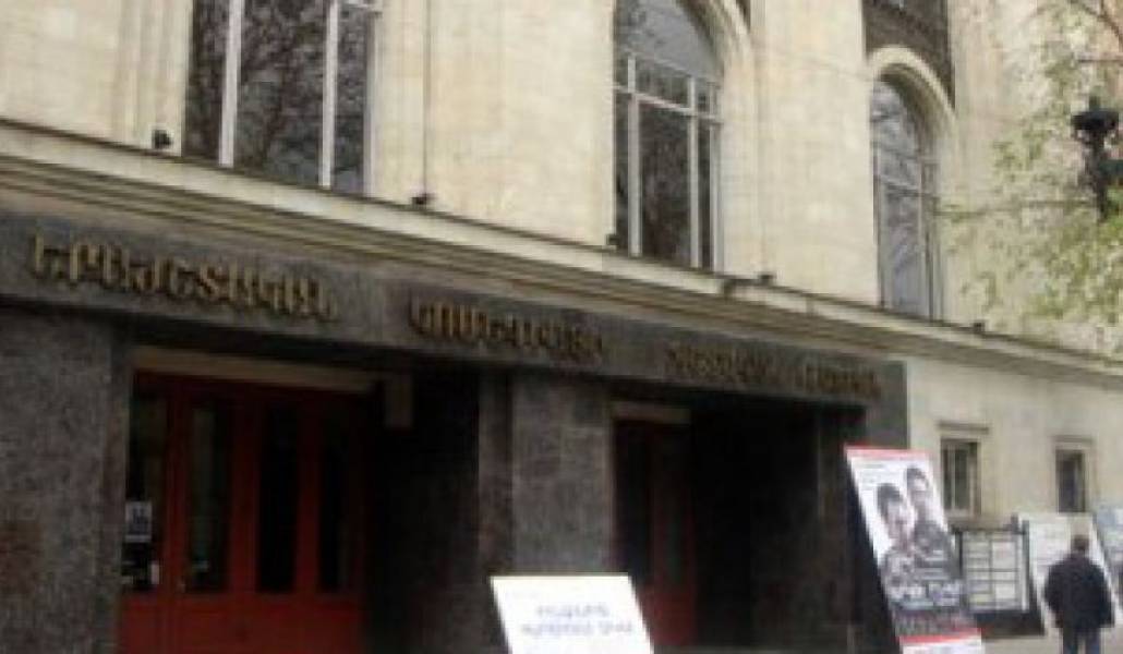 64177d933dcd642952f6f1476ea111c6