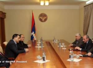 Бако Саакян принял Армена Дарбиняна