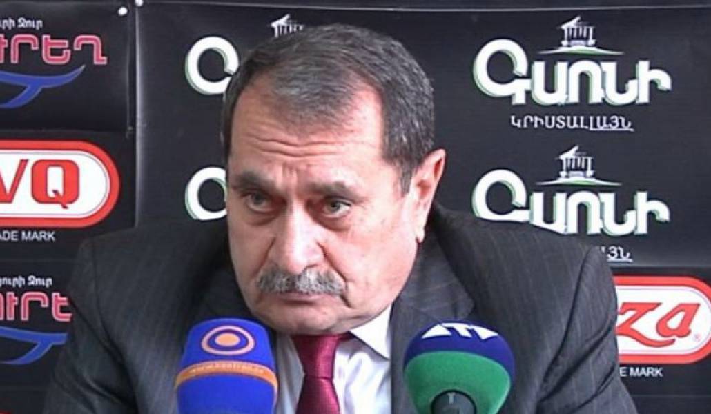 1d8a9cdade7cddb04df9ef83becd8051