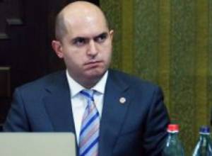 А.Ашотян: "Это не сугубо образовательная проблема"