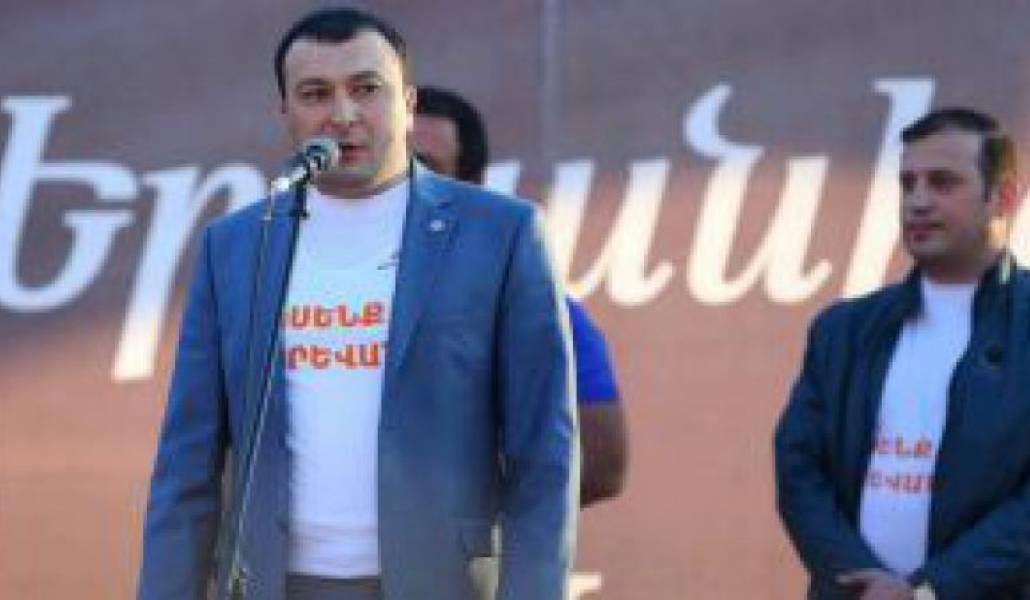 30af3670b6d3640dcbc53ca38dba88d8