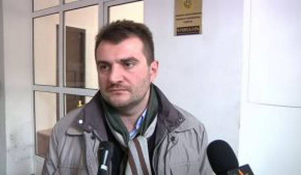 b41e53568eec04f87e13c0407952b0c9