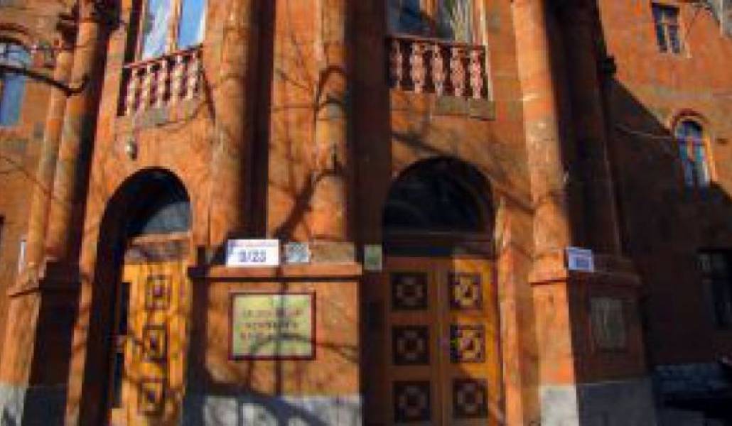 b7085358c1a0363d7a953301947528b4