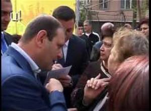 Դիմավորեցին Տարոն Մարգարյանին