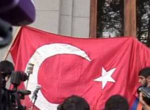 Պատրաստվում են ջահերով երթի