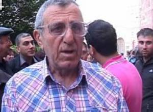 «Նաիրիտ» գործարանի աշխատակիցները` Կառավարության դիմաց