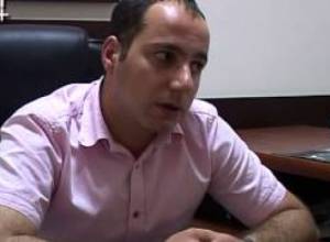 100 վաճառող 1 գնորդ