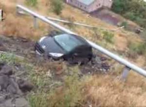 Մեքենան ընկել էր ձորը