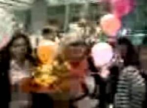 Այս պահին օդանավակայանում սպասում են Զարուհի Փոստանջյանին