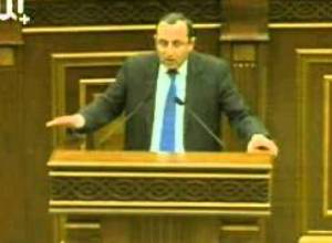 Արծվիկ Մինասյանի ելույթը