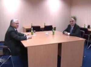 Հանդիպել են Հայաստանի եւ Ադրբեջանի ԱԳ նախարարները