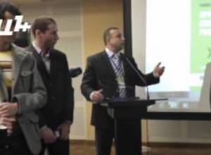 Կորյուն Սարգսյանը ստիպված եղավ ընդհատել համաժողովը