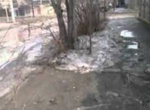 Վավերագրական ֆիլմ` «Էրթամ` ավտոն մոյկից վերցնեմ. 100 մետր Գյումրու ամենակենտրոնով ... »