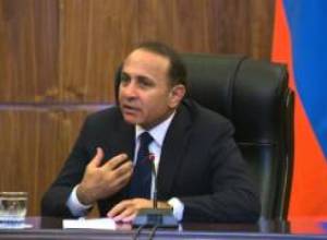 «Ձեզ խնդրում ենք՝ առանց փաստաթղթի մի աշխատեք». Վարչապետ