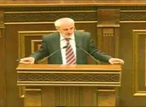 Հանրապետությունը եռում էր, իսկ դուք կառավարության հոլովակներն էիք ցուցադրում. Արամ Մանուկյան