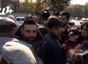 Օրենք ես խախտում.քաղաքացին` ոստիկանին