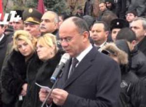 Վերջին հրաժեշտը հերոսներին