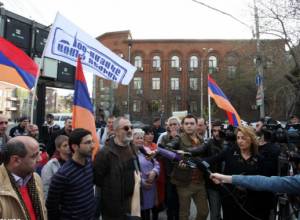 8.04 Live Ակցիա ի պաշտպանություն ձերբակալվածների