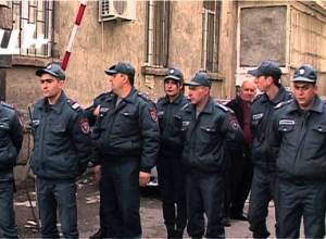 ՀԽ-ի անդամներին Քննչական կոմիտե բերեցին ձեռնաշղթաներով