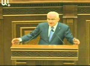 Երբ տերևը կանաչ է. Նաիրա Զոհրաբյանի առաջարկը