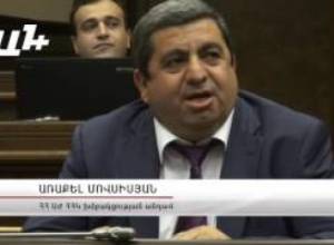 "Մի քիչ կենտրոնացի` հերիք է անուններ".Առաքել Մովսիսյանը` Զարուհի Փոստանջյանին
