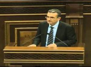 «Հորս արեւը» չի աշխատում. Արամ Մանուկյանը չի հավատում Սերժ Սարգսյանին