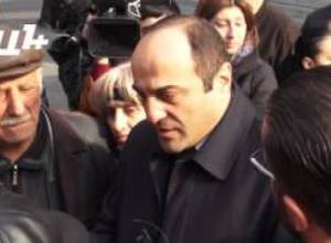 Բնակիչները փակել էին փողոցը