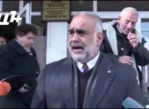 Րաֆֆի Հովհաննիսյանը պատռեց քվեաթերթիկը