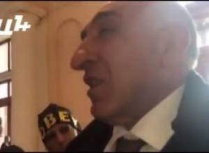 Դ. Լոքյանի համար խնդիր չէ աշխատել Սուրիկ Խաչատրյանի հետ