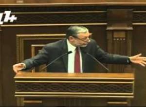 Ժամանակ չունենք քննարկելու լրջագույն խնդիրներ, բայց ունենք՝ վաստակավոր շինարարի կոչման համար