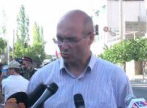 Կմնանք այնքան, մինչև որ խեղդենք ռեժիմին եւ հնազանդեցնենք. Վարուժան Ավետիսյան