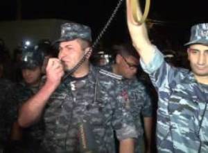 Ոստիկանությունը տեղեկացրեց ներկաներին