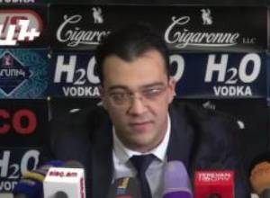 Փաստաբանն ահազանգում է Լևոն Հայրապետյանի պահման պայմանների մասին