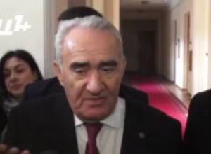 «Գալուստ Սահակյանը էն մարդն է, որ ոչինչից չի կարող վիրավորվել»