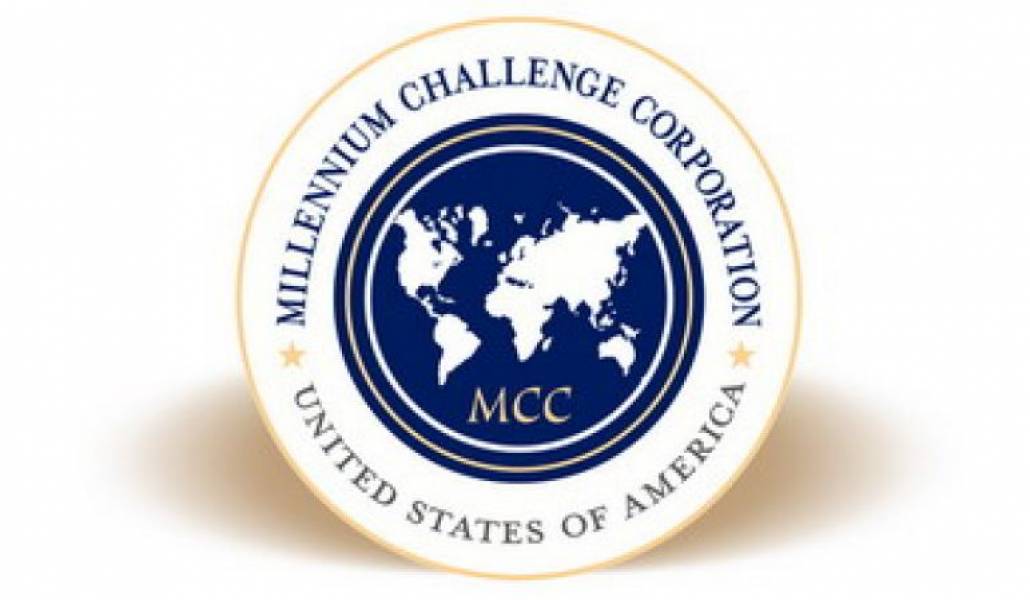 4e06e41ad2d95f5aa7905f2f62a98ba3