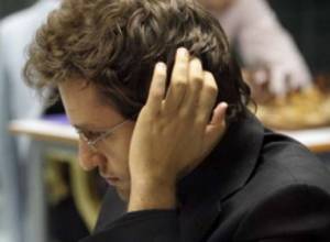 Aronian beats Eljanov
